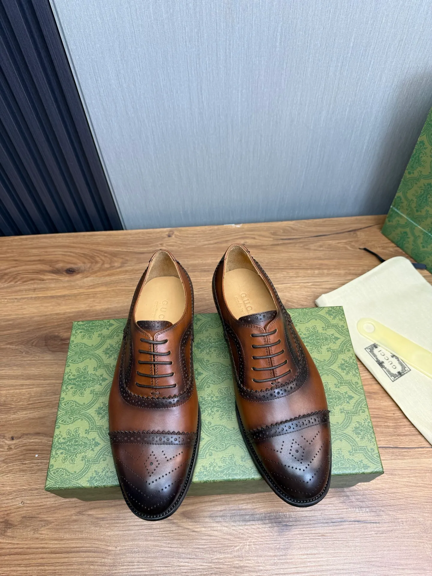 Men's shoes 💰680💰 GUCCI Gucci. Men's business casual leather shoes, all made of imported original brand leather, just to create a more comfortable wearing experience. Upper: original cowhide + imported cowhide lining, original non-slip and wear-resistant outsole ✔️36-45 (38.45 non-refundable)